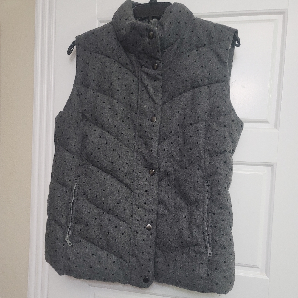 Gap puffer vest